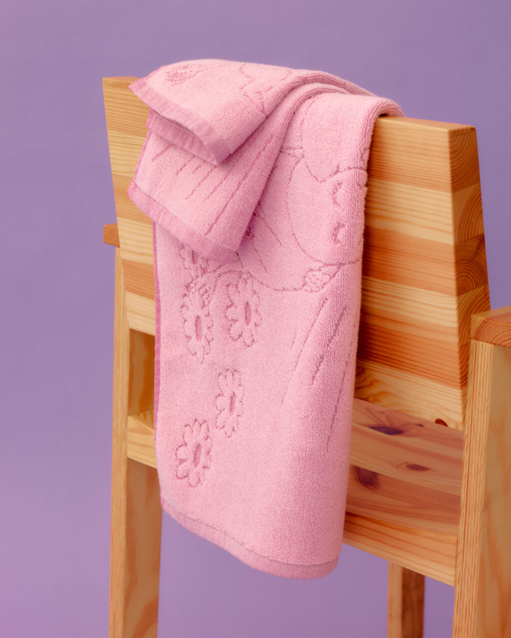 pink towel